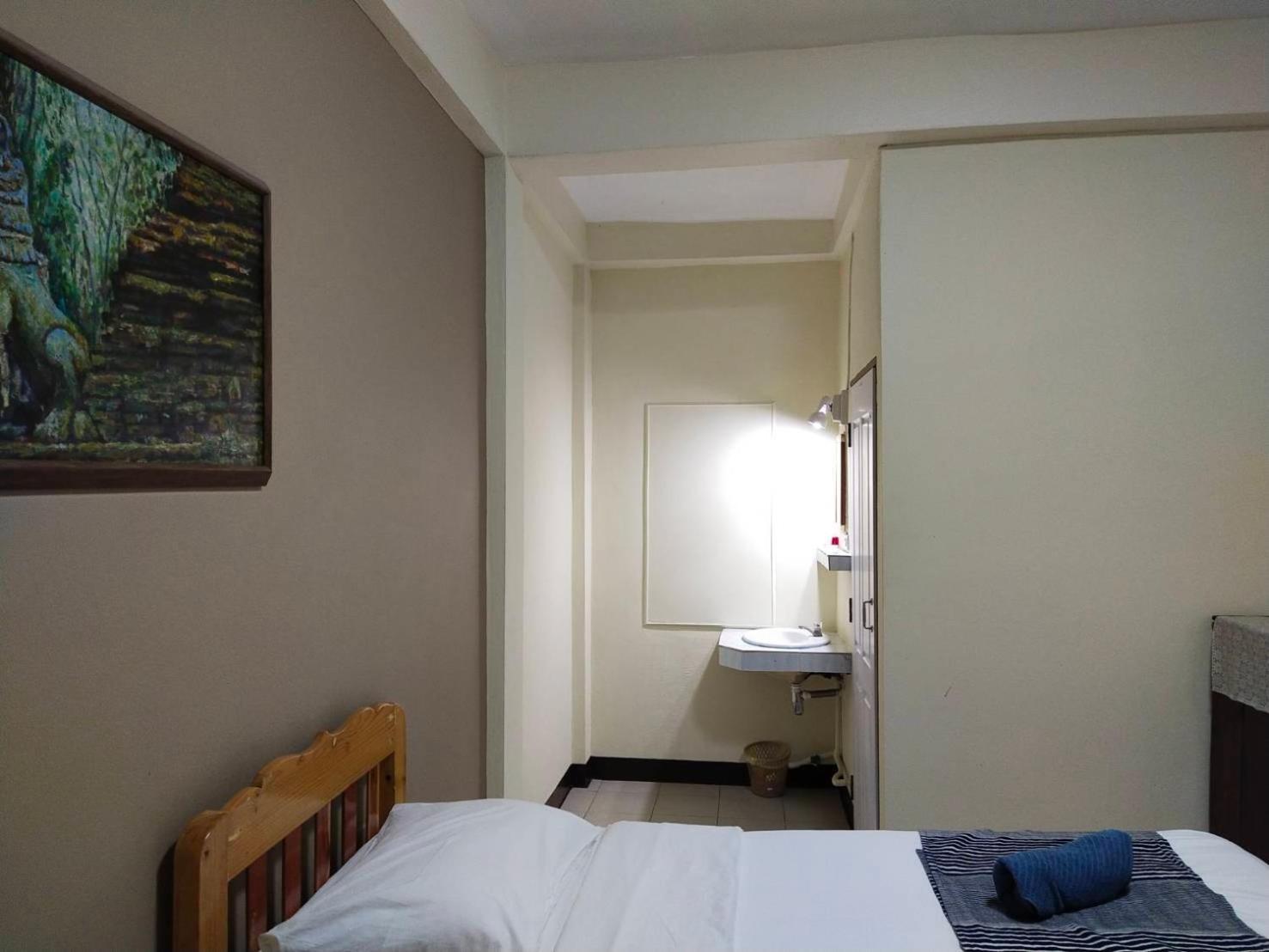 צ'יאנג מאי The Shire Guesthouse חדר תמונה